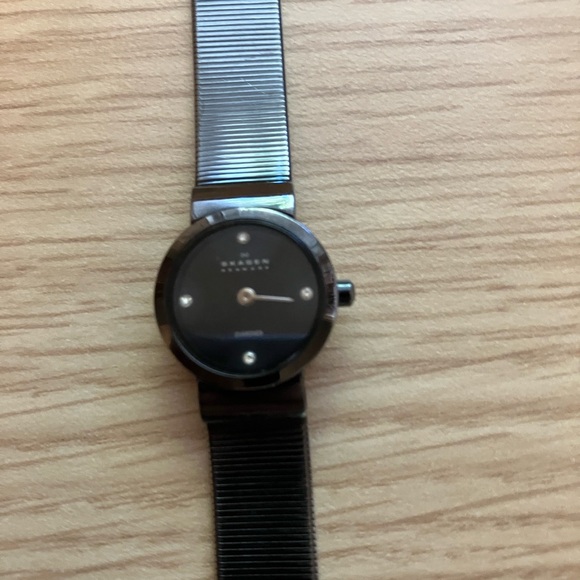 Skagen Black Metal Watch - Picture 1 of 5